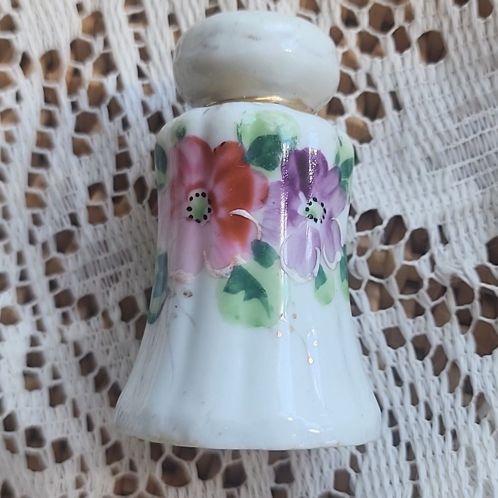 Vintage Handpainted Floral Corked Cinnamon Salt/Pepper Shaker